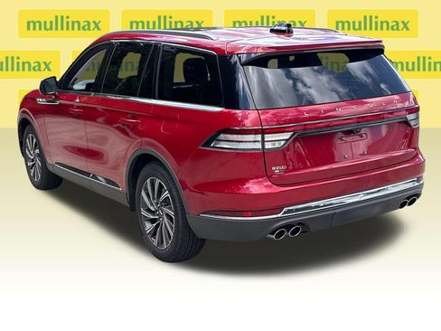 Used 2025 Lincoln Aviator 2WD w/ Equipment Group 101A image 11