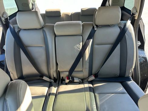 Used 2011 MAZDA CX-9 Touring w/ Moonroof & Bose Audio Pkg image 17