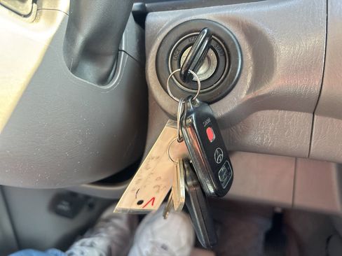 Used 2005 Toyota Tundra SR5 image 34