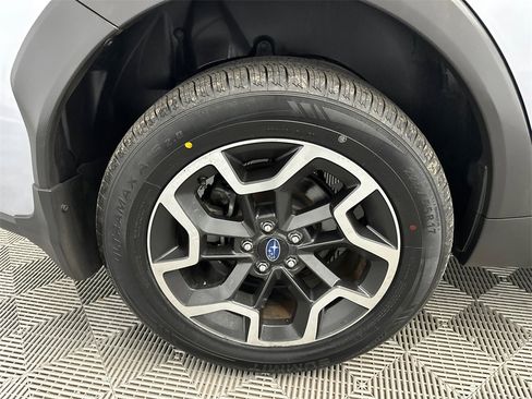Used 2016 Subaru Crosstrek 2.0i Limited image 17