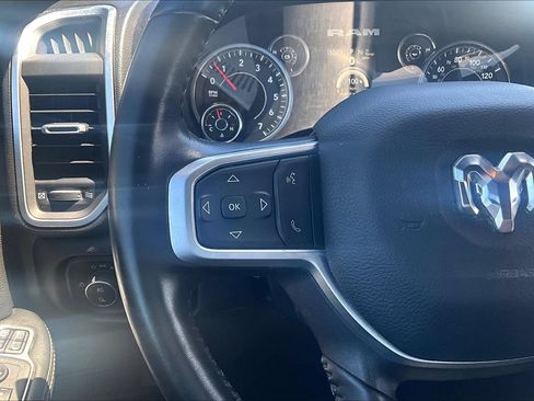 Used 2024 RAM 2500 Big Horn AWD/4WD image 16