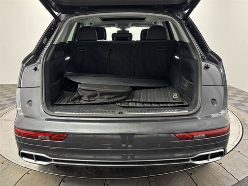 Used 2020 Audi Q5 e Premium Plus image 21