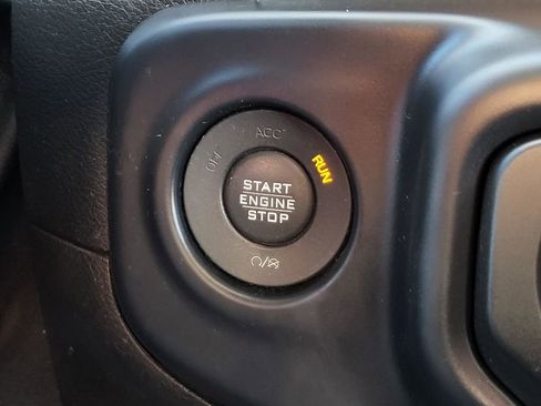 Used 2019 Jeep Wrangler Unlimited Sport S image 26