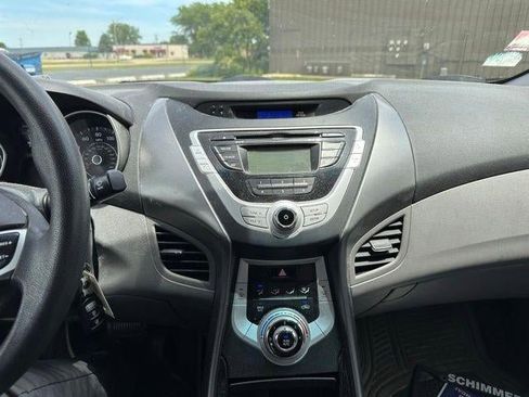 Used 2011 Hyundai Elantra GLS FWD image 15
