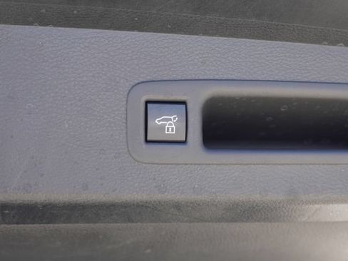 Certified 2026 Toyota Sienna XLE FWD image 51