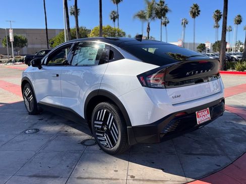 New 2026 Nissan Leaf SV+ image 6