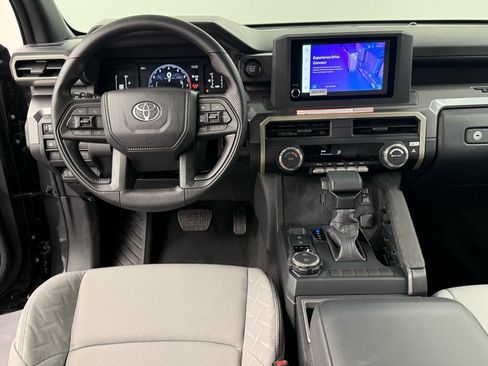 Used 2026 Toyota Tacoma SR5 AWD/4WD image 27