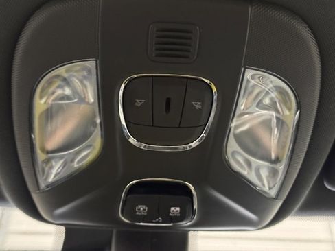 Used 2022 Jeep Compass High Altitude image 30