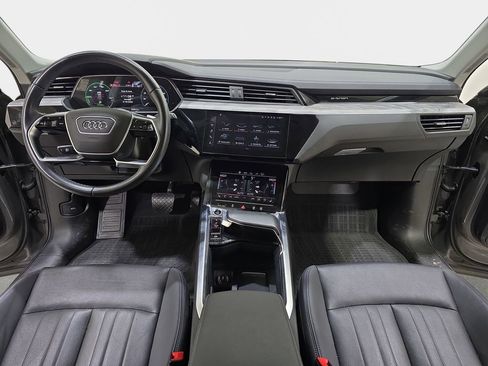 Used 2024 Audi Q8 e-tron Premium Plus w/ Premium Plus Package AWD/4WD image 10