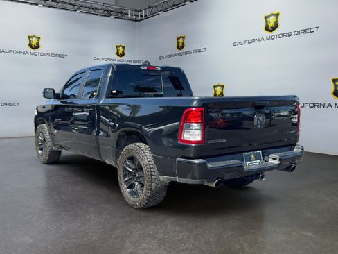Used 2022 RAM 1500 Big Horn AWD/4WD image 3