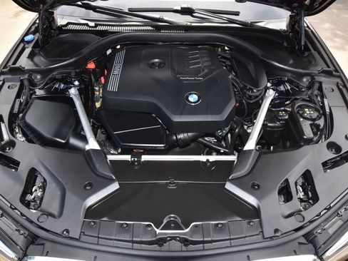 Used 2023 BMW 530i w/ Premium Package RWD image 38
