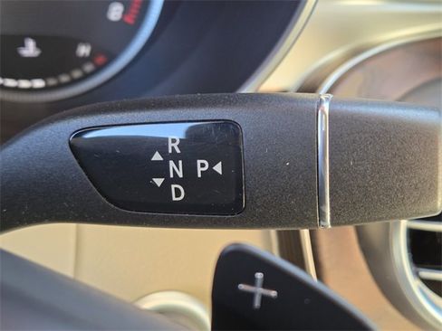 Used 2018 Mercedes-Benz GLC 300 GLC 300 image 23