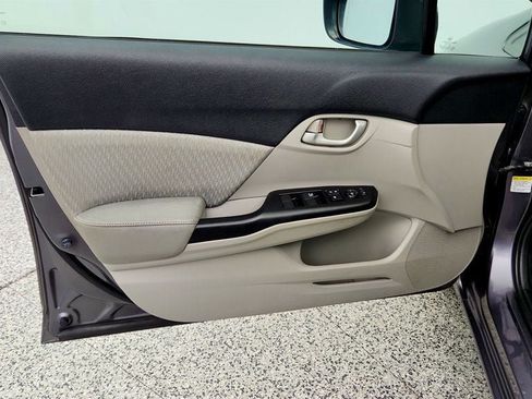 Used 2015 Honda Civic LX image 10