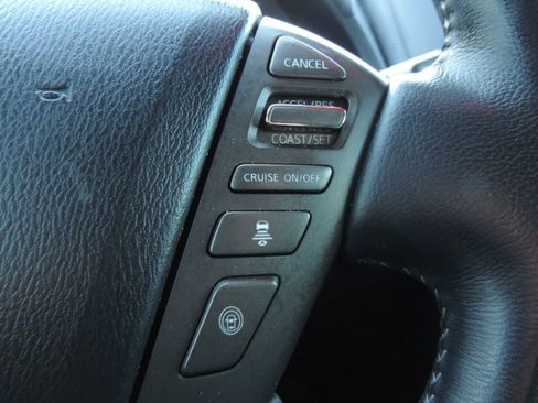 Used 2018 Nissan Armada Platinum w/ Captain Seat Package image 33