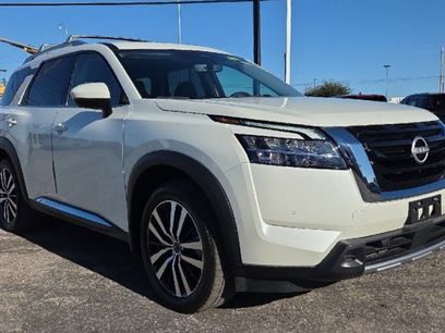 Certified 2024 Nissan Pathfinder Platinum