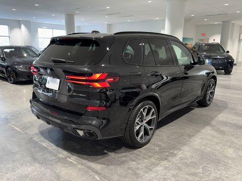 New 2026 BMW X5 xDrive50e image 7
