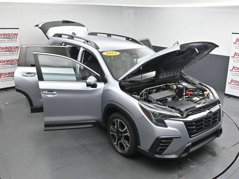 Used 2023 Subaru Ascent Limited AWD/4WD image 42