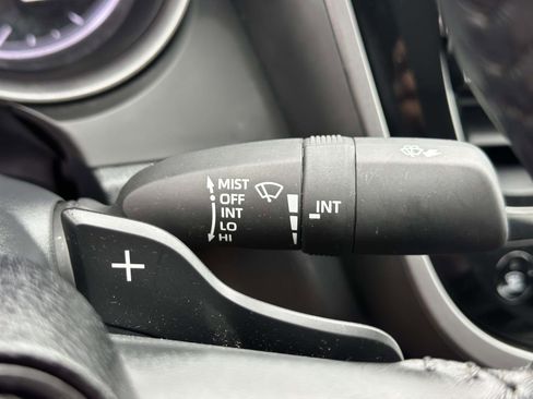 Used 2024 Toyota Camry SE image 17