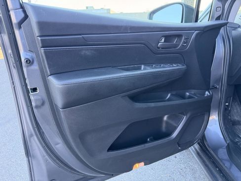 Used 2024 Honda Odyssey EX-L image 16