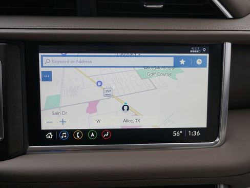 Used 2021 GMC Yukon XL Denali w/ Denali Premium Package image 39