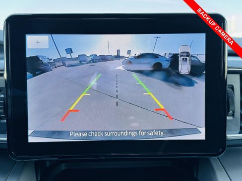 Used 2023 Ford Explorer XLT w/ Equipment Group 202A image 9