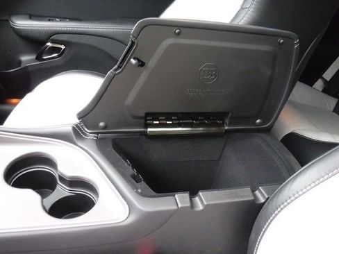 Used 2023 Dodge Challenger SRT Hellcat image 27