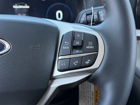 New 2026 Ford Explorer Active image 36