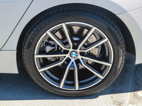 Used 2020 BMW 330i Sedan w/ Convenience Package RWD image 11