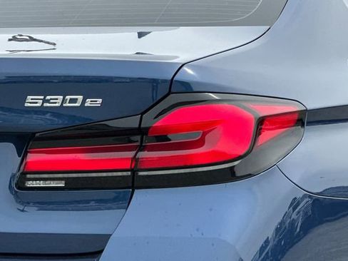 Used 2023 BMW 530e xDrive w/ Executive Package image 35