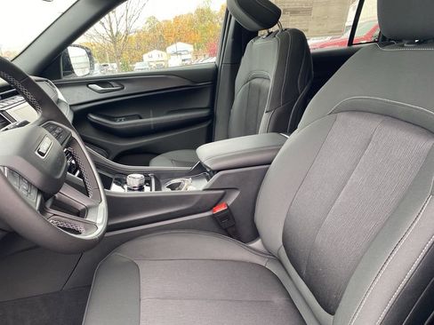 New 2025 Jeep Grand Cherokee Laredo X w/ Luxury Tech Group I image 20