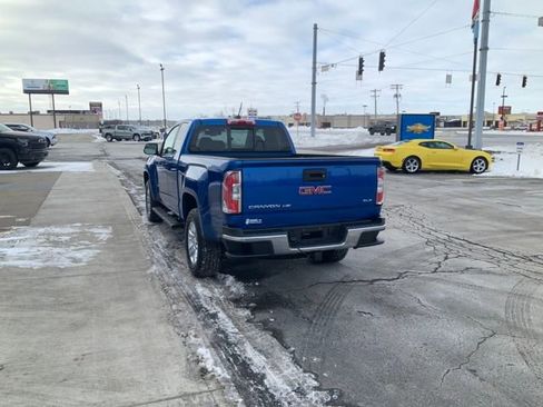 Used 2018 GMC Canyon SLE w/ SLE Convenience Package image 9