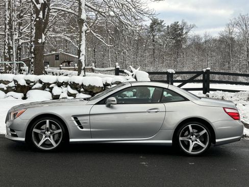 Used 2013 Mercedes-Benz SL 550 image 15