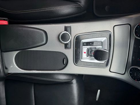 Used 2018 Mercedes-Benz SLC 300 image 23