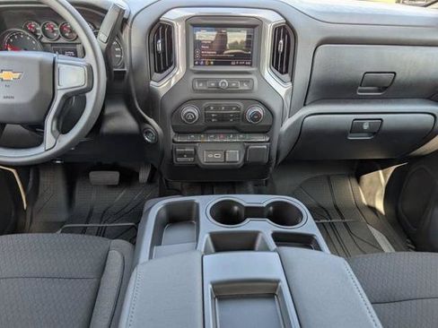 New 2026 Chevrolet Silverado 1500 Custom RWD image 9