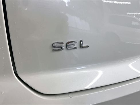 New 2026 Volkswagen Atlas Cross Sport SEL Premium R-Line image 26