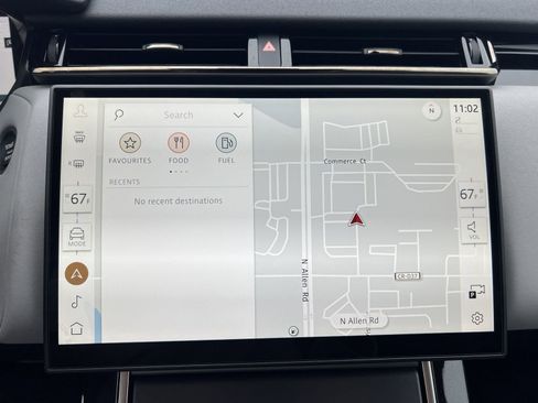 New 2025 Land Rover Range Rover Velar Dynamic SE image 15