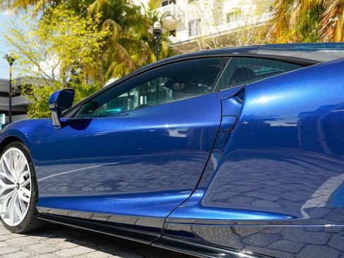 Used 2023 McLaren GT RWD image 18