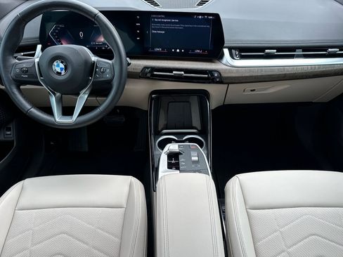 Used 2025 BMW X1 xDrive28i w/ Convenience Package image 17