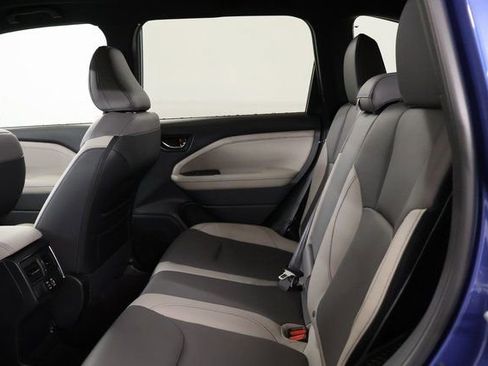 New 2025 Subaru Forester Limited image 29
