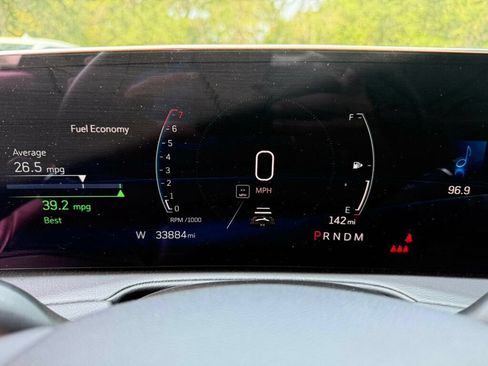 Used 2025 Cadillac XT4 Premium Luxury FWD image 4