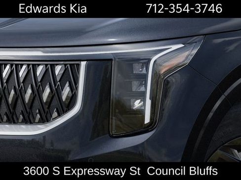New 2026 Kia Carnival LX FWD image 12