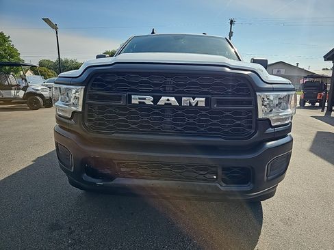 Used 2022 RAM 2500 Tradesman AWD/4WD image 9