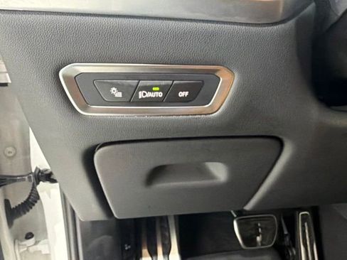 Certified 2024 BMW X7 xDrive40i w/ M Sport Package AWD/4WD image 12