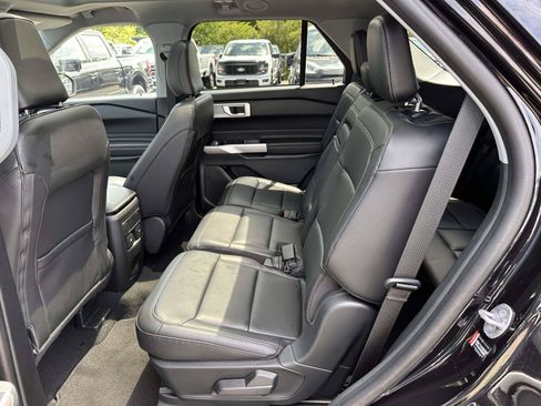 Used 2023 Ford Explorer XLT w/ Equipment Group 202A AWD/4WD image 14