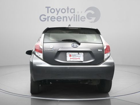 Used 2015 Toyota Prius C Two FWD image 12