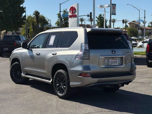 Used 2023 Lexus GX 460 Premium w/ Premium Package AWD/4WD image 5