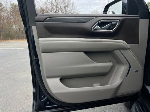 Used 2021 GMC Yukon SLT w/ SLT Luxury Plus Package image 10