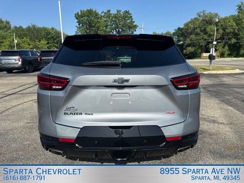 Used 2025 Chevrolet Blazer RS w/ Driver Confidence II Package AWD/4WD image 4