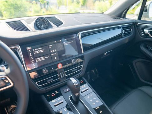 New 2026 Porsche Macan AWD/4WD image 10