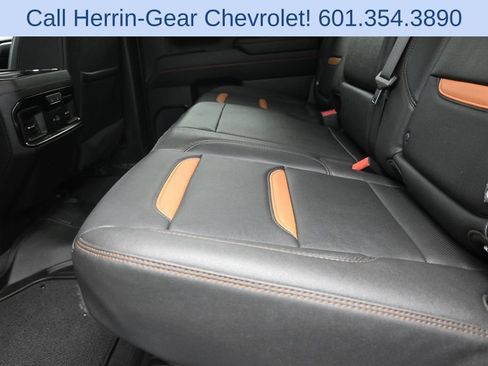 Used 2024 GMC Sierra 2500 AT4 w/ AT4 Premium Plus Package AWD/4WD image 16